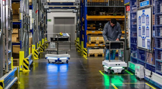 【万象】智慧物流展：工厂内物流运输装备迎来智能化升级